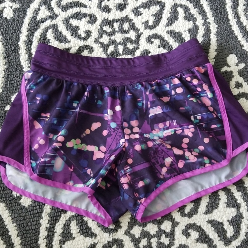 Running shorts